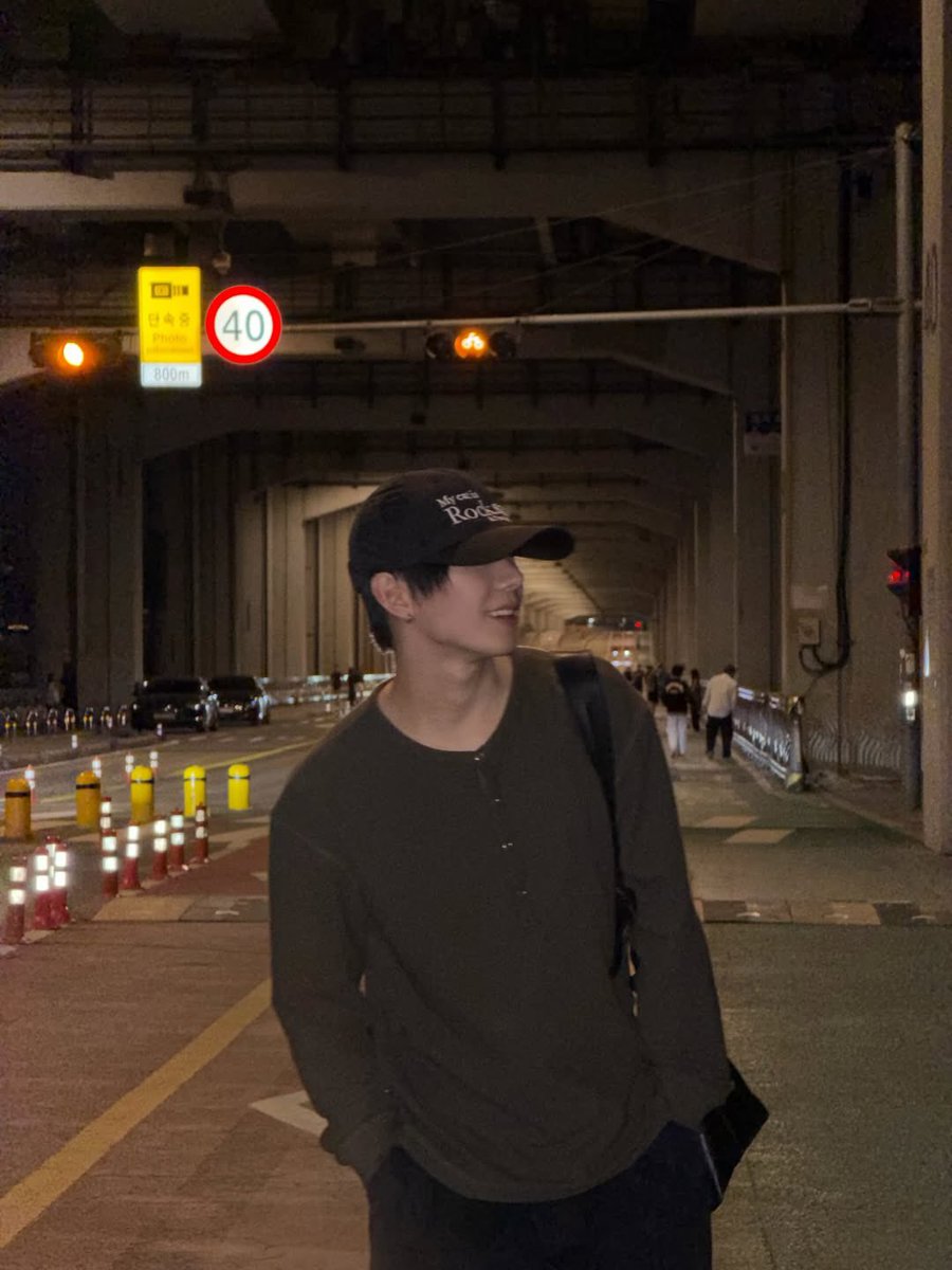 #AHOF #아홉 #HAN #박한 #HAN_zip @AHOF_official