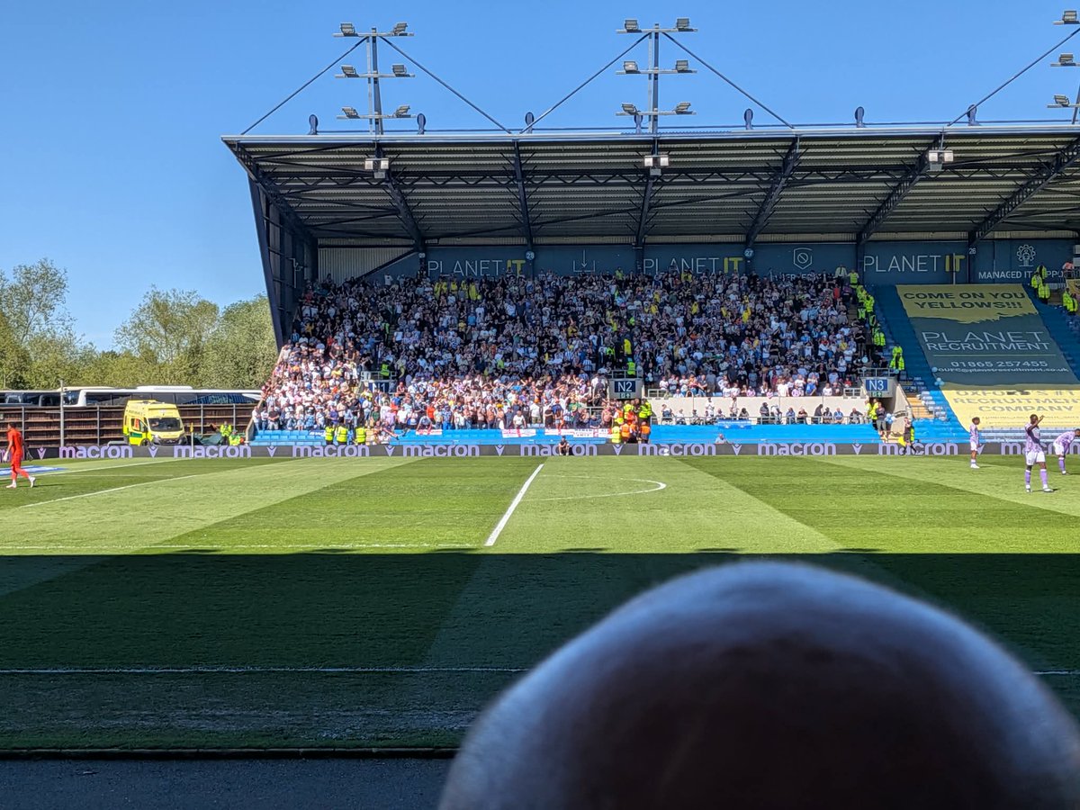 _theawayends's tweet image. Sheffield Wednesday fans at Oxford yesterday 

#SWFC