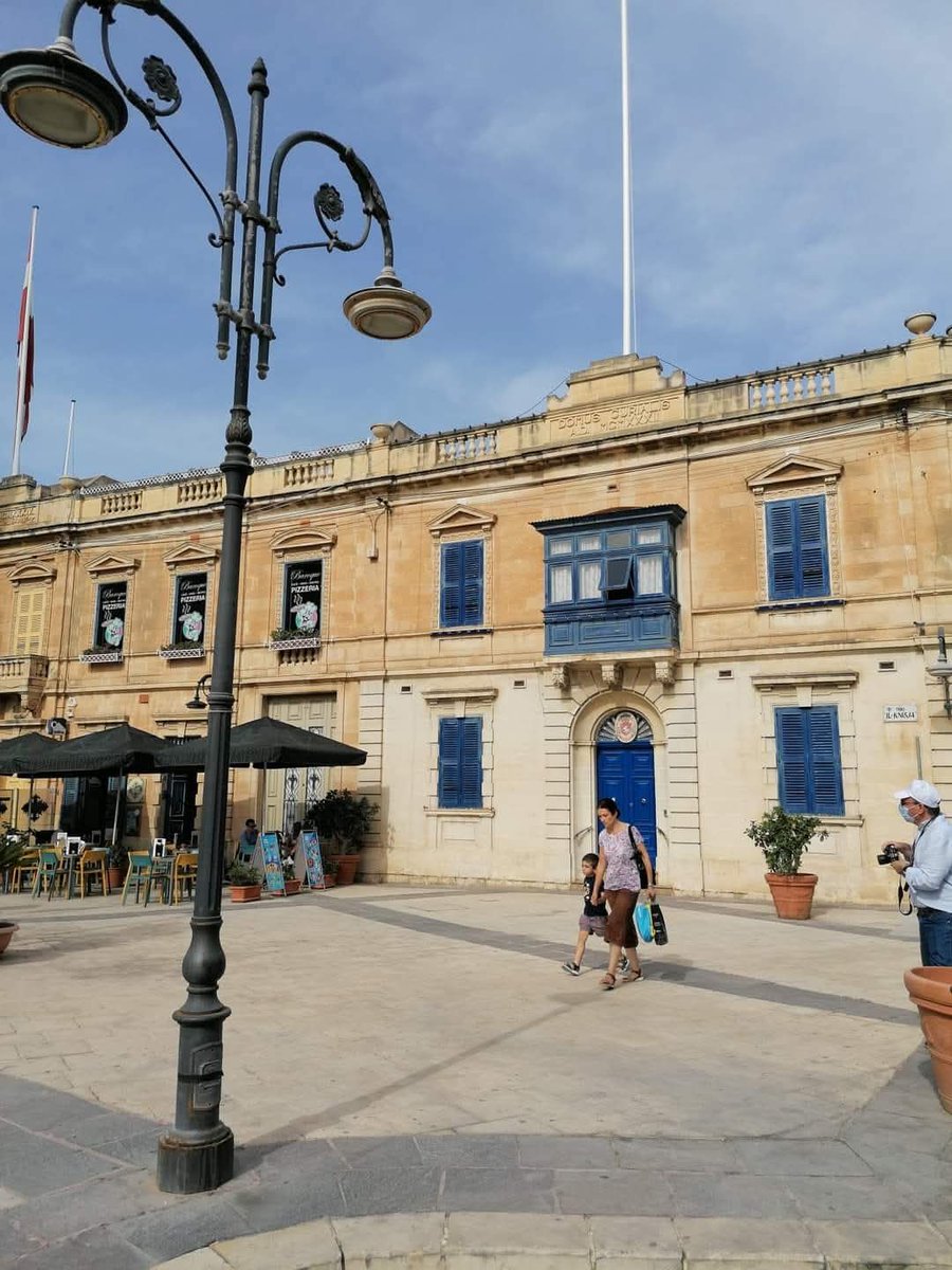 skymanuelima's tweet image. Mosta é uma cidade pequena, mas densamente povoada, na região norte de Malta e é habitada desde a pré-história. É conhecida pela sua enorme basílica, conhecida como “rotunda”. #Mosta #Malta #travelphotography #viagens #FotógrafoAmador