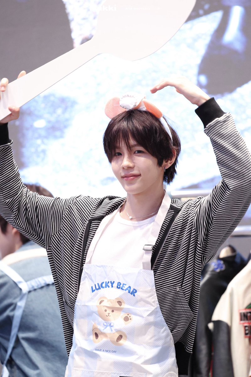 20260426 Macau ppmq

🧑🏻‍🍳

#SHOTARO #쇼타로 #将太郎 #ショウタロウ
#RIIZE #라이즈