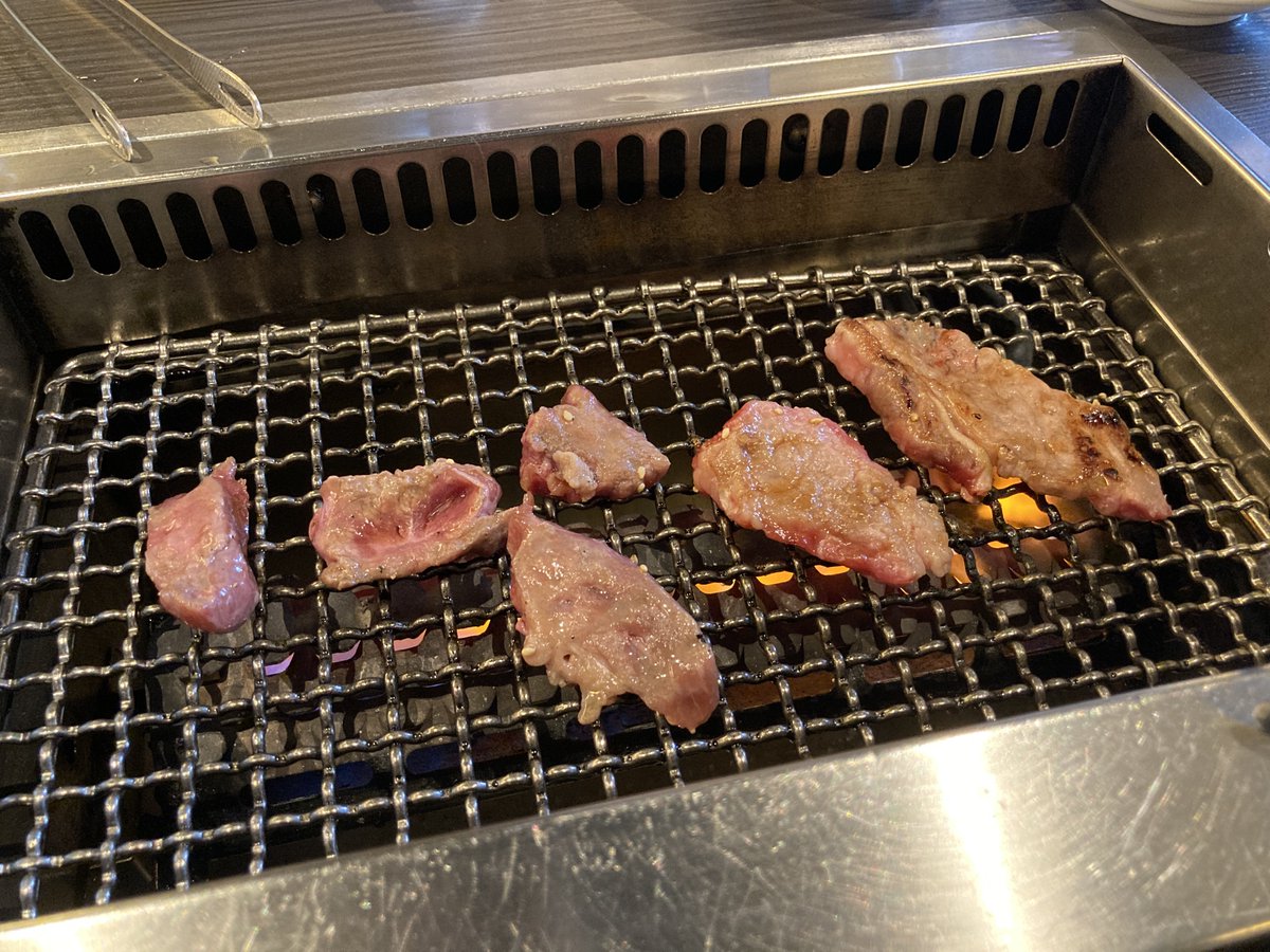 楪アウリ🍶🥴🍣🍎🐰💘🐻‍❄️🔫🐺🍮☂️🐸🐛-⤵️ tweet media