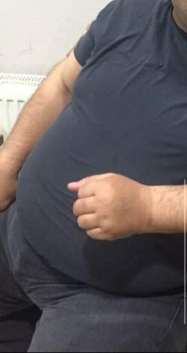 lowbattery190's tweet photo. Turkısh daddy bulge https://t.co/jV69AElgwP