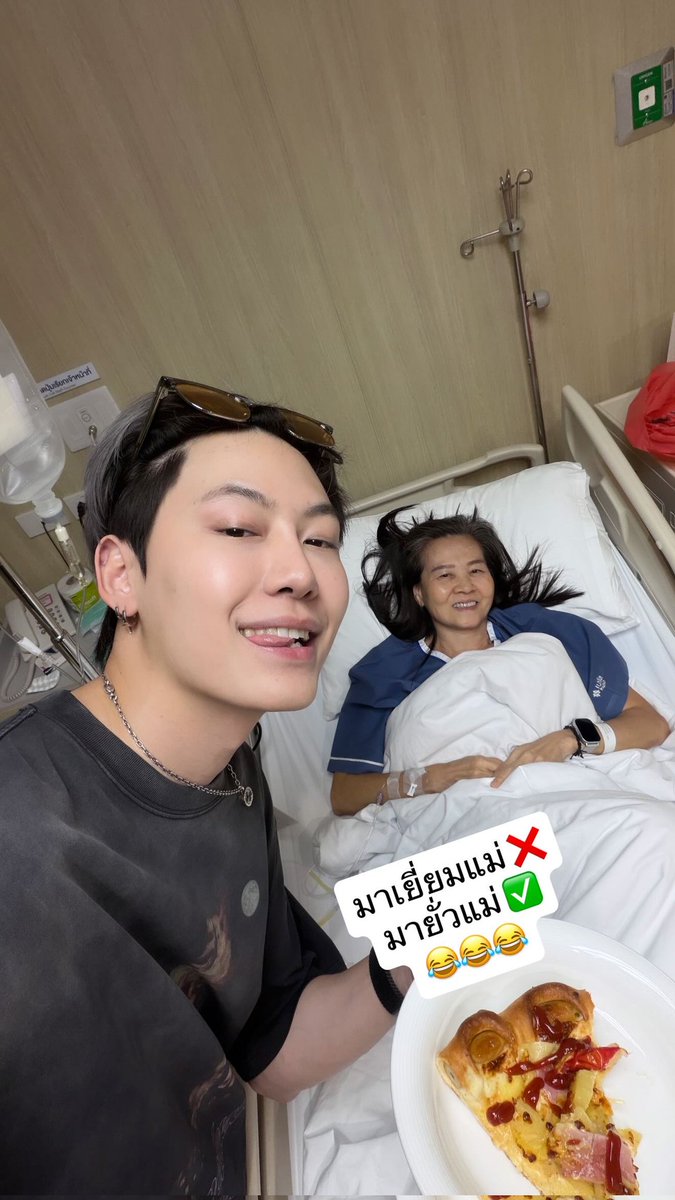 bb0un Official tweet media