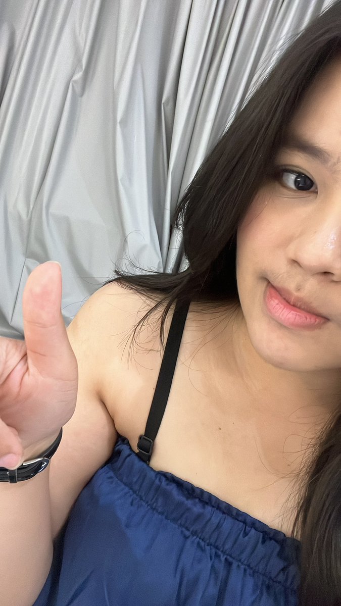 ameeliha's tweet photo. ke klinik fdc buat scalling, lanjut ke klinik sozo buat ipl, malemnya ke klinik intermedika buat nebu👍🏻 https://t.co/ssAt7ctt78