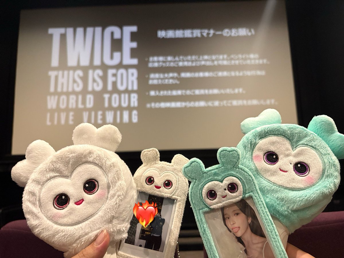 夫婦で推し活🤍💚

意外とグッズ持ってきてるONCE多くて嬉しい😍！