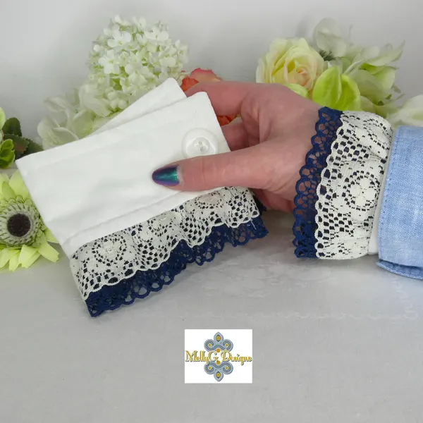 MollyGDesigns's tweet image. Just listed.
Cream and blue lace wrist cuffs. 

etsy.com/uk/listing/449…
 #ukgifthour #mhhsbd #shopindie #etsy