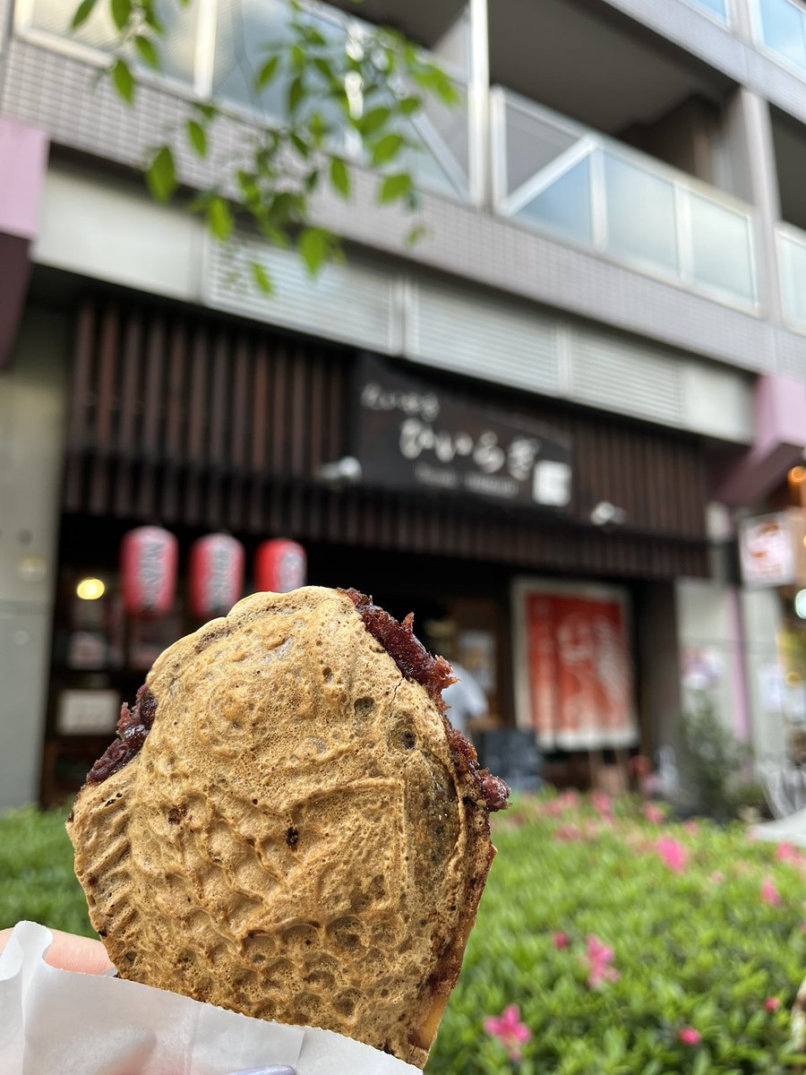 ayanodate_'s tweet photo. 焼きたてのひいらぎたいやぎを食べることに成功 https://t.co/JWfKIIG3vy