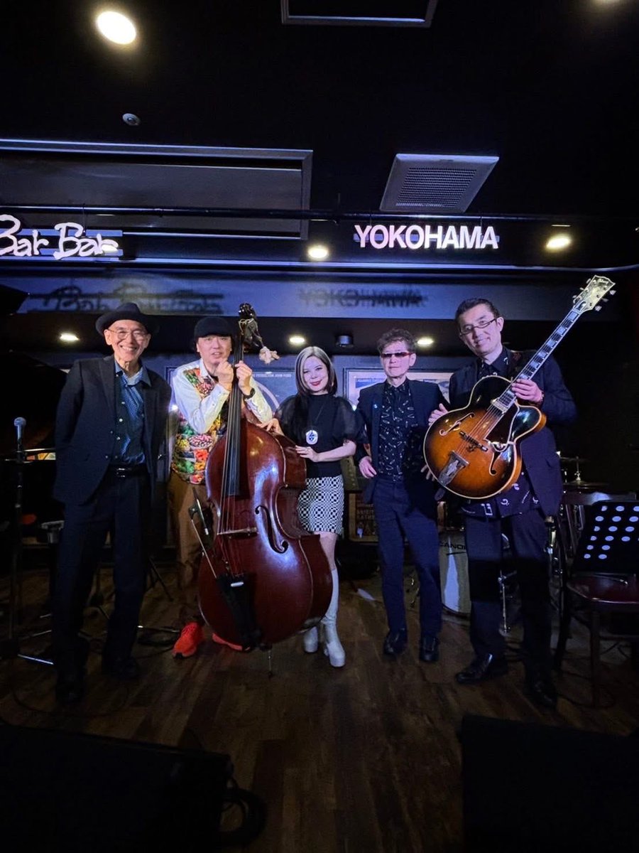 jazzsingermaya tweet media