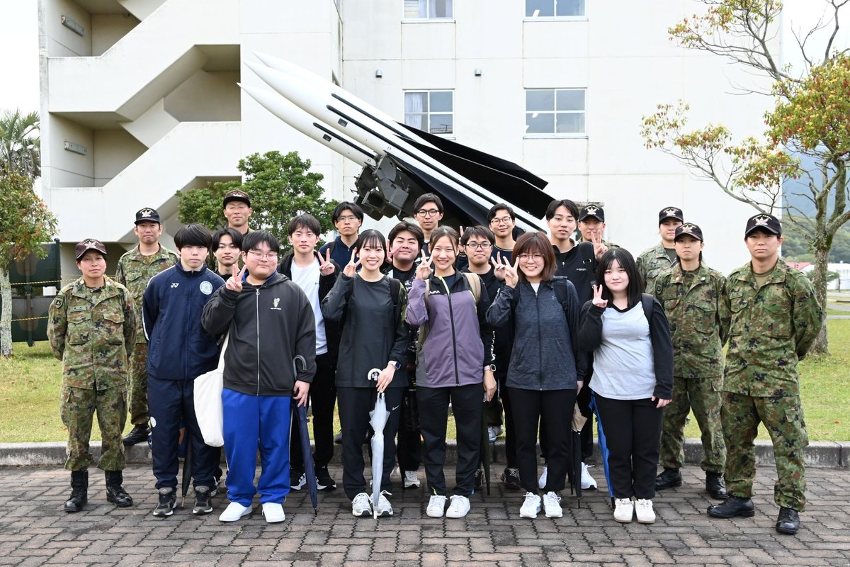 第3高射特科群 は #一番食品 の #新入社員 14名に対し、隊内生活