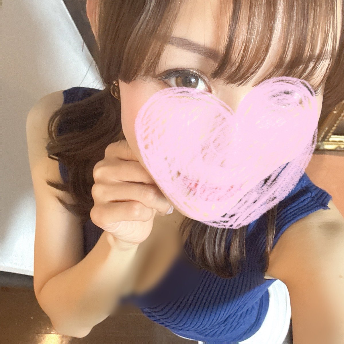 AmamiDisini's tweet photo. 今週もお疲れ様でした☘️💕
ここ数日の有り難き差し入れ🙏😍
甘いお菓子は至福のひと時✨✨
今日も頑張る〜♥️💪
本日もありがとうございます🈵 https://t.co/bIRQgC1j1t