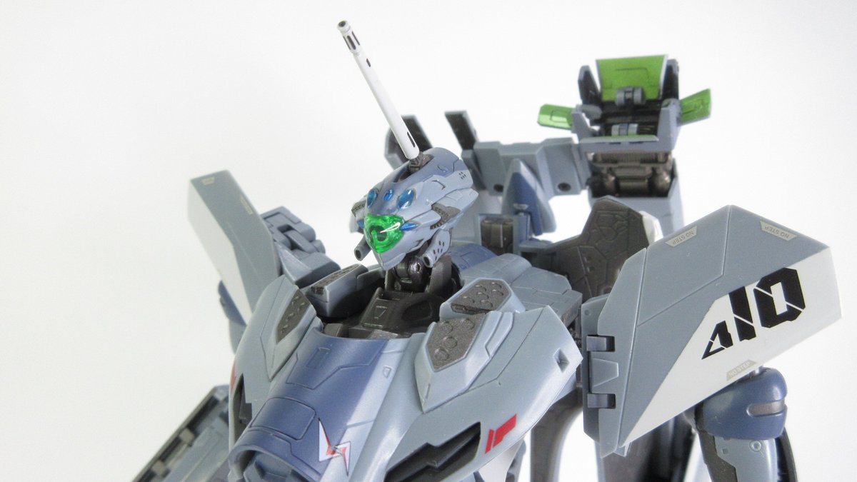 MarkH68008141's tweet photo. DX超合金 VF-31A カイロス マクロスΔ10th Anniv. https://t.co/iuRgvgGKUM  ロービジのカイロスはカッコいいです。10周年記念にこの選定はなかなかシブいと思いましたが、それも良い😀　#DX超合金 #マクロスδ10周年 　#マクロス　#マークの玩具レビュー https://t.co/RaDaAEIjfu
