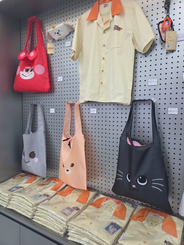 ZB1 IS 9 💙🌹 tweet media