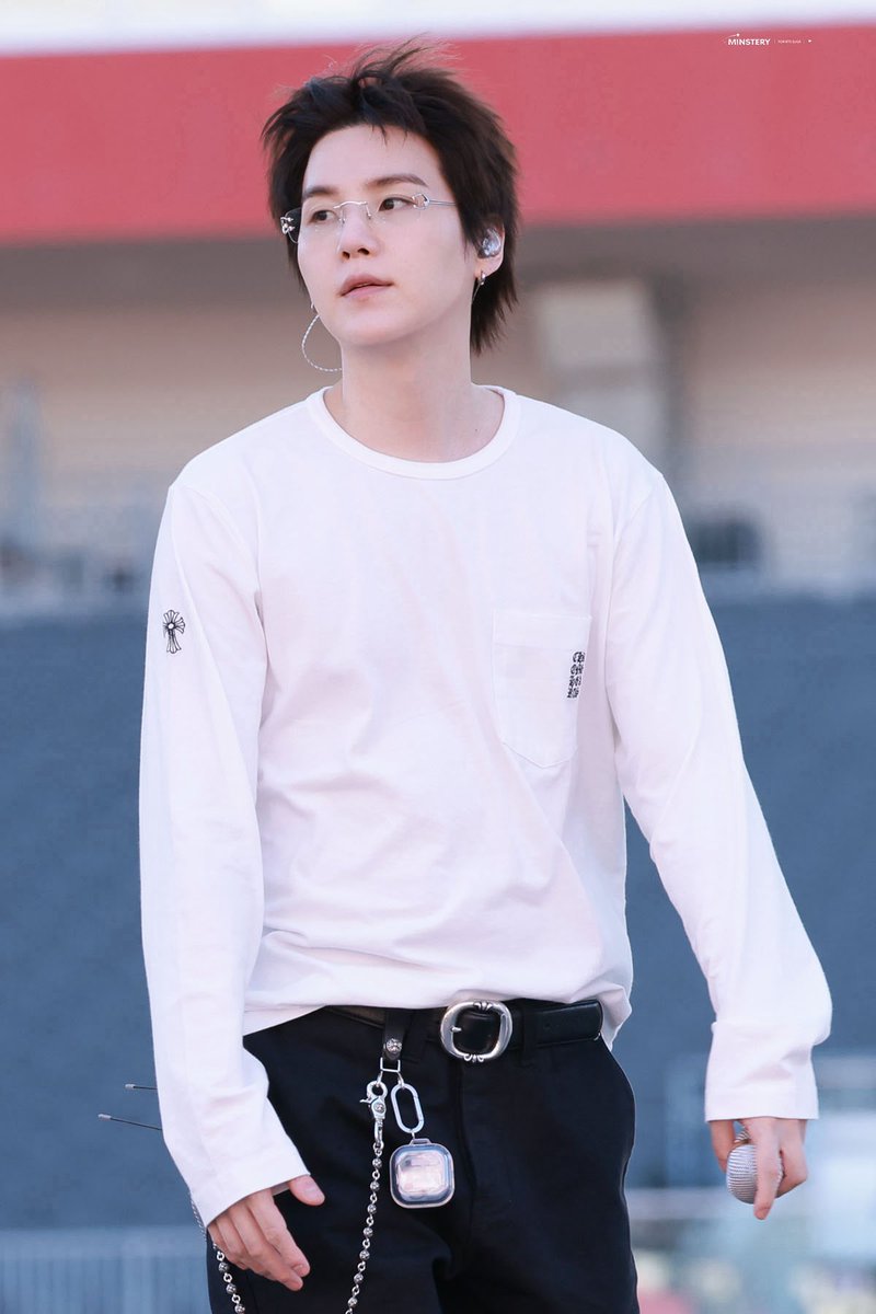 민스터리💫 tweet media