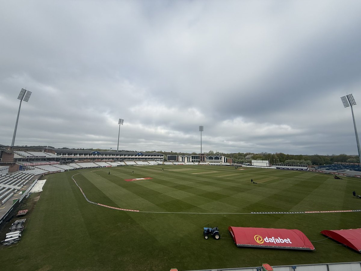 DurhamCricket's tweet image. Setting the scene for day three. 🌥️

#ForTheNorth