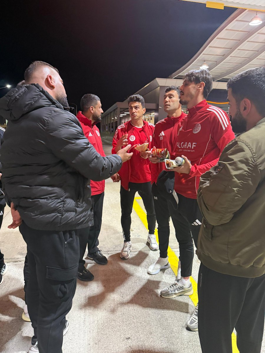 yiğit tweet media