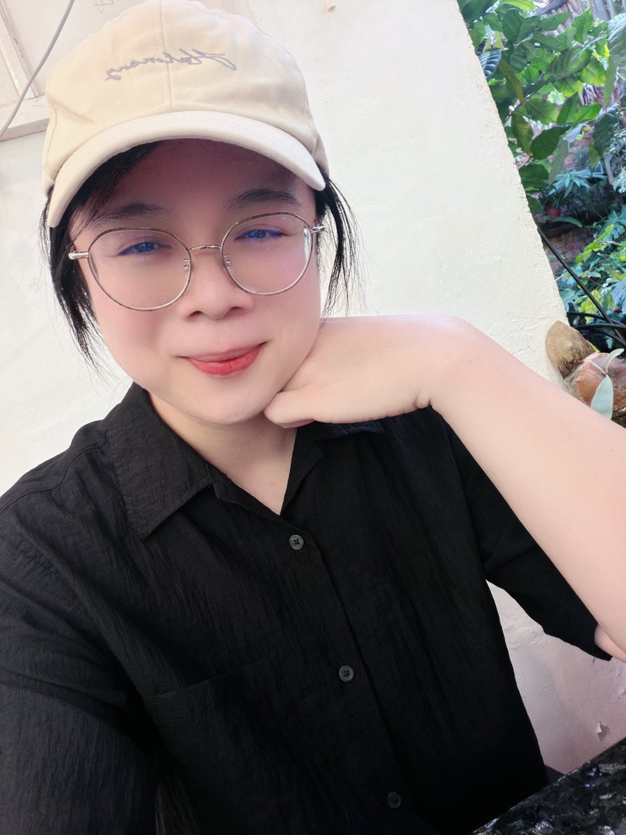 sweetchoco0802's tweet photo. 天氣好好一起出來喝咖啡☕️
好Chill~好舒服～🫶

#Femboy #偽娘 #可愛の男孩紙 #cd #女裝 #男の娘 #素顏 #ladyboy #跨性別 🏳️‍⚧️ #mtf #sissy https://t.co/20sFtooIPv