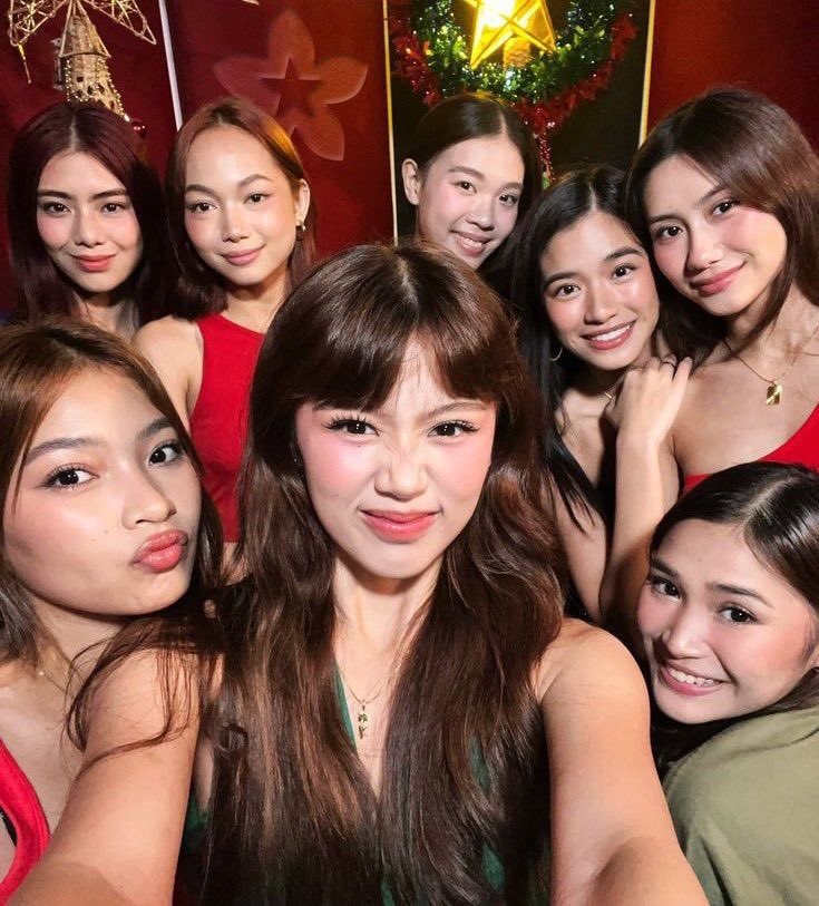 Walo hanggang dulo ♾️

#BINI #GrupoDuplaInternacionaldoAno #SECAwards