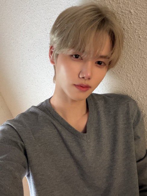 강민희 얼굴 (@minhee_face) on Twitter photo 