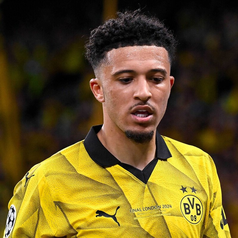 SantraSporcom's tweet image. 💥 Transfer bombası! Jadon Sancho, yaz transfer döneminde Borussia Dortmund’a geri dönmek istiyor! 🟡⚫

Eski yuvasına dönüş kariyerini yeniden zirveye taşır mı? 👀🔥

#JadonSancho #Sancho #BorussiaDortmund #BVB #Transfer #TransferGündemi #Bundesliga #ManUnited #Futbol #Football