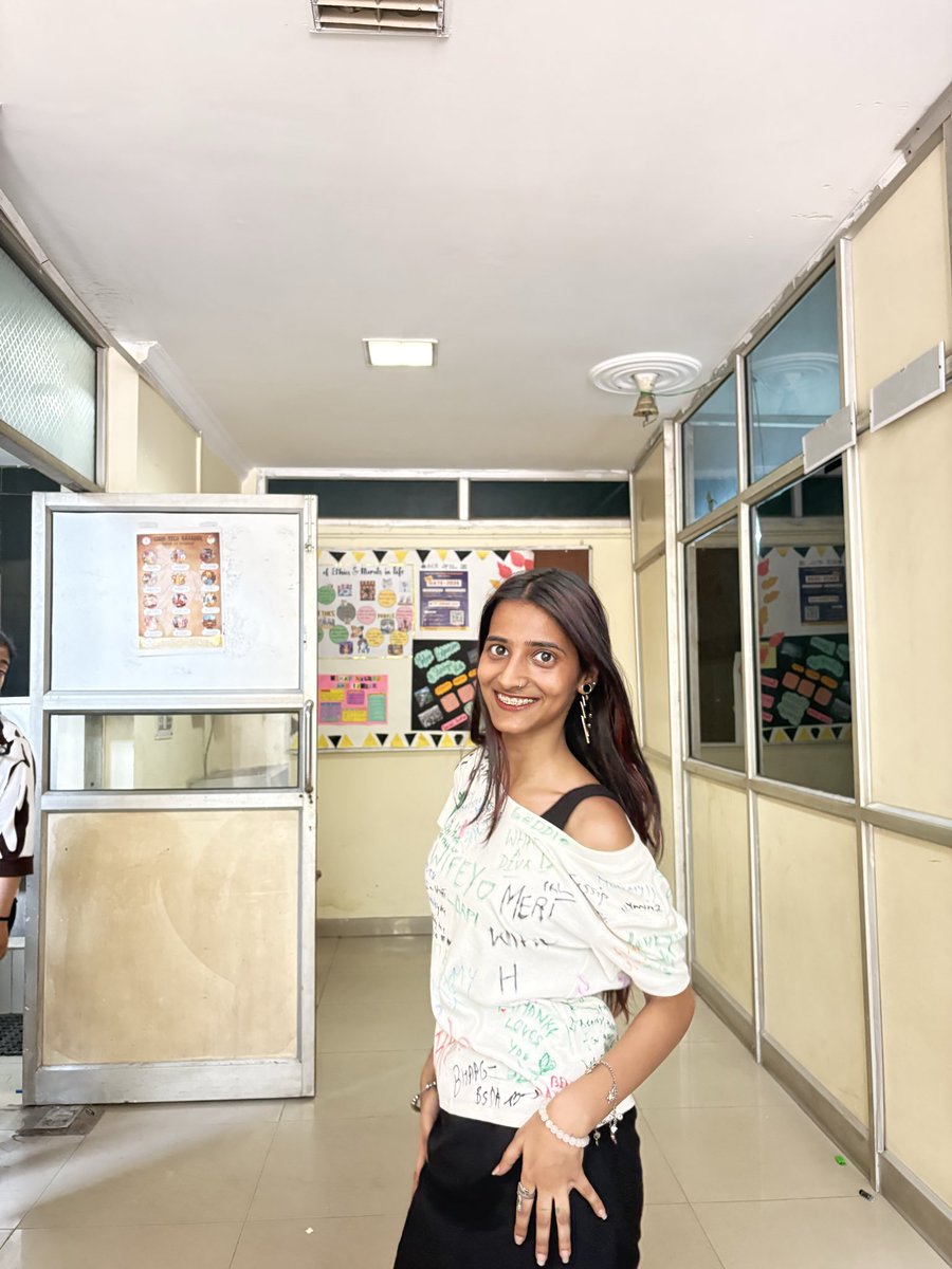 yanagujral008's tweet image. 2022-2026💌
.
.
#scribble #engineer #memories