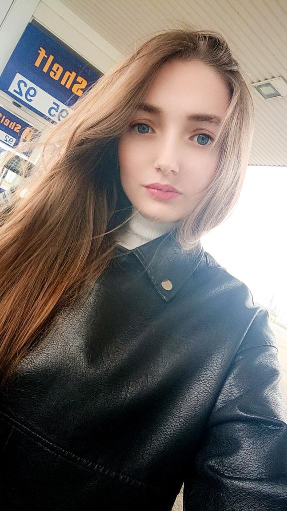 Сегодня у меня мини-путешествие,
еду в соседний город 😁