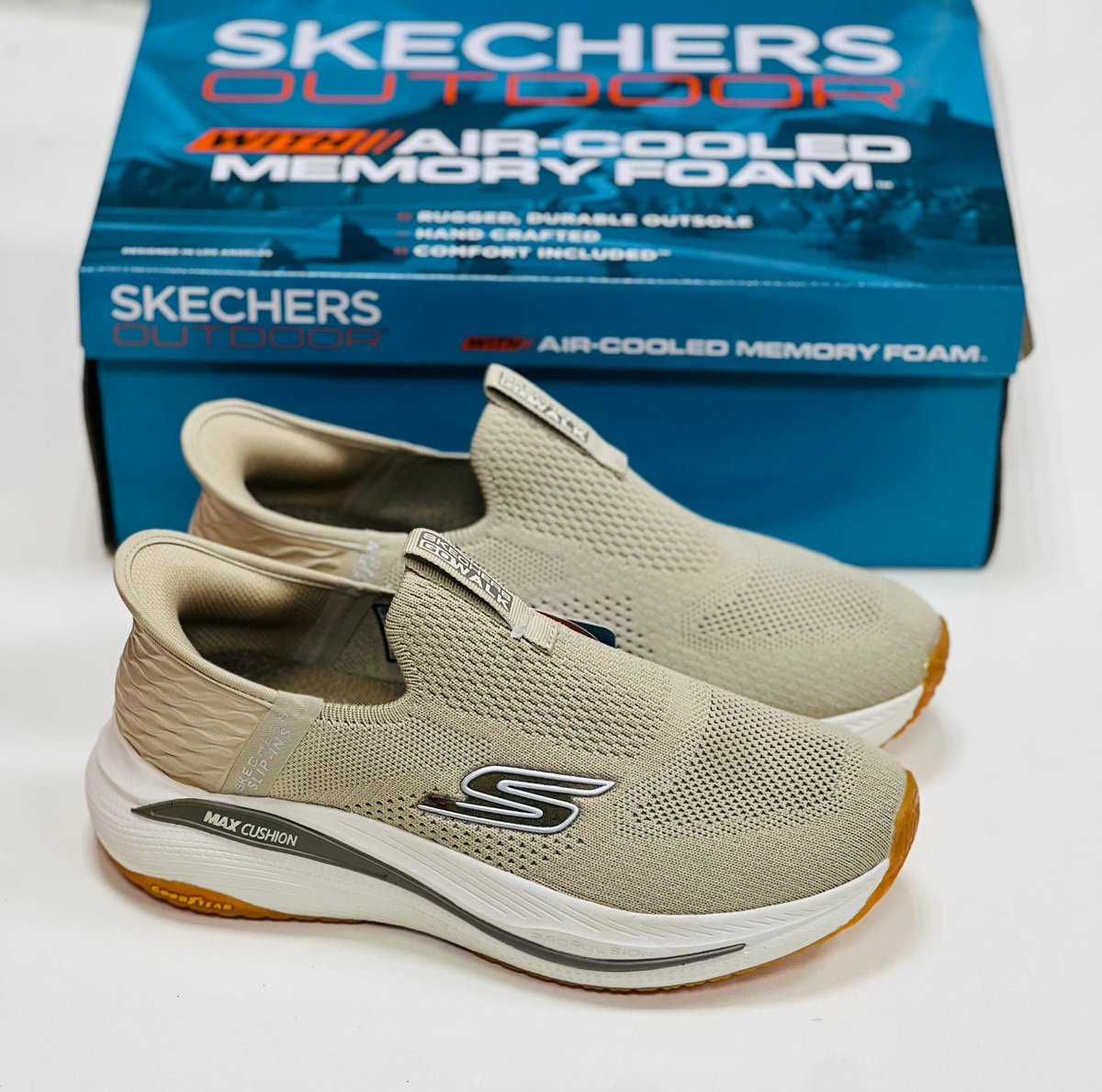 Dinero Crocs 🚚 tweet media