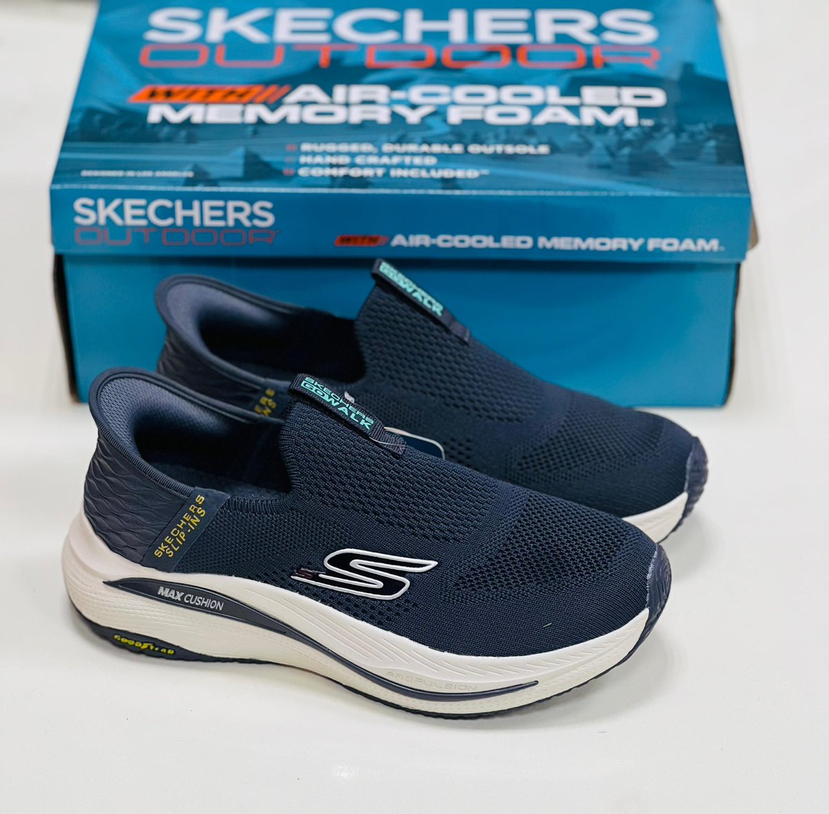 Dinero Crocs 🚚 tweet media