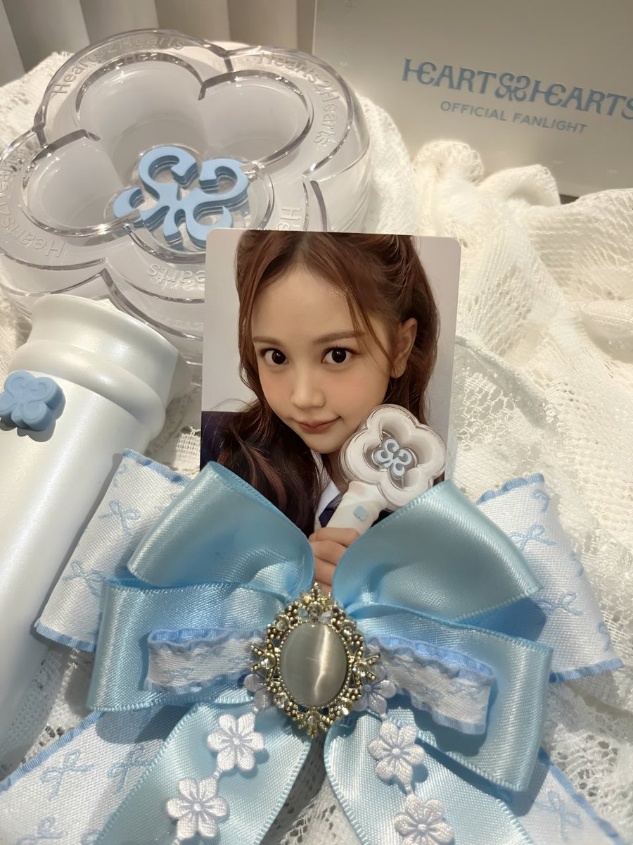 𝓔line tweet media