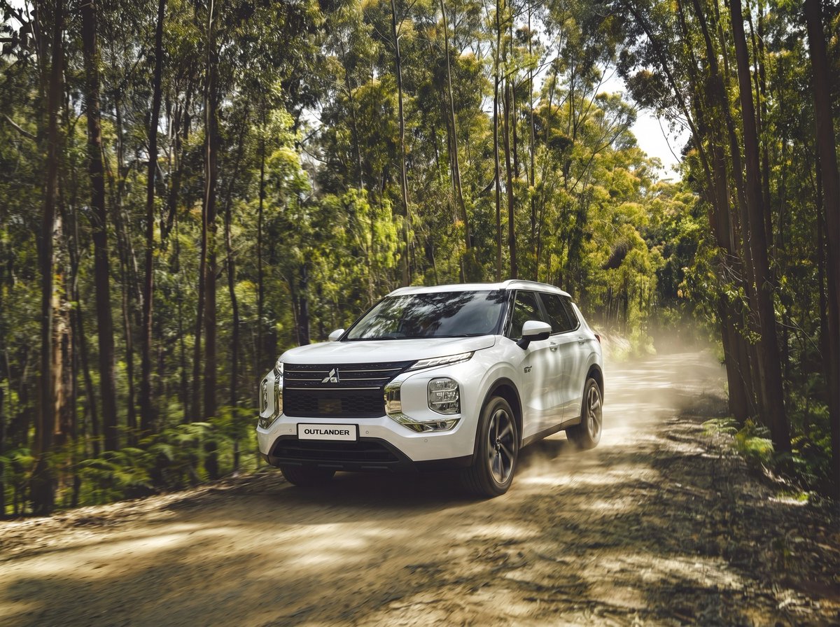 MAGROUND's tweet photo. From still to motion.
Find the perfect location in our archive and place your car directly into the scene.
A single real-world backplate turned into a dynamic driving shot. The Mitsubishi Outlander brought to life with motion blur, dust, and light matching. https://t.co/8f3ig65Vuh