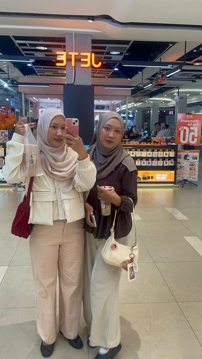 EBY 🍤 pondphuwin au 📌 tweet media