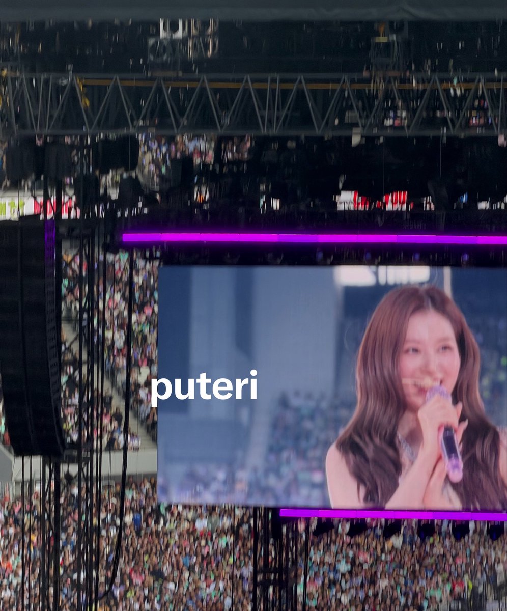 puteri🍉 tweet media