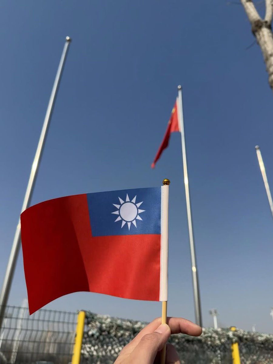 芙宁娜娜💙Furinana (王者归来版） tweet media