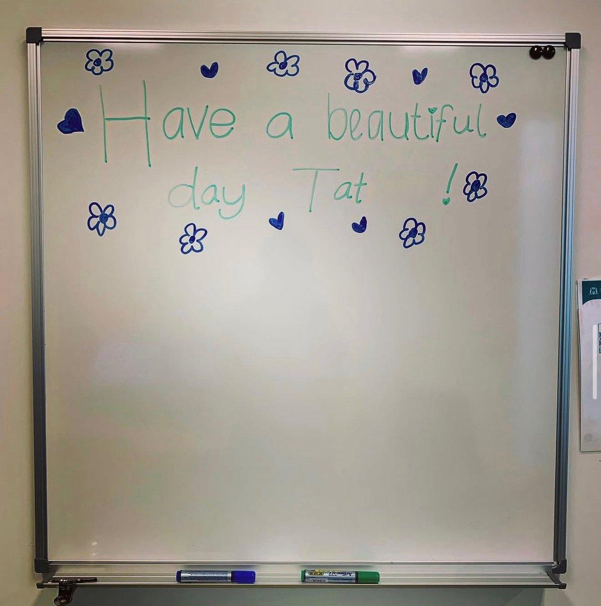 tatvonb's tweet photo. When you work mates like you 🫶 #publichealth #healthcareworker #labrat https://t.co/voH28akHiV