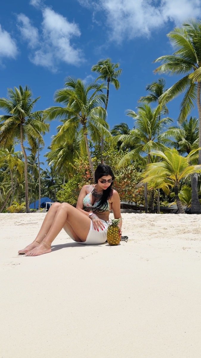 Polly3092's tweet photo. Good afternoon🏝️ https://t.co/eunUs3nNzd