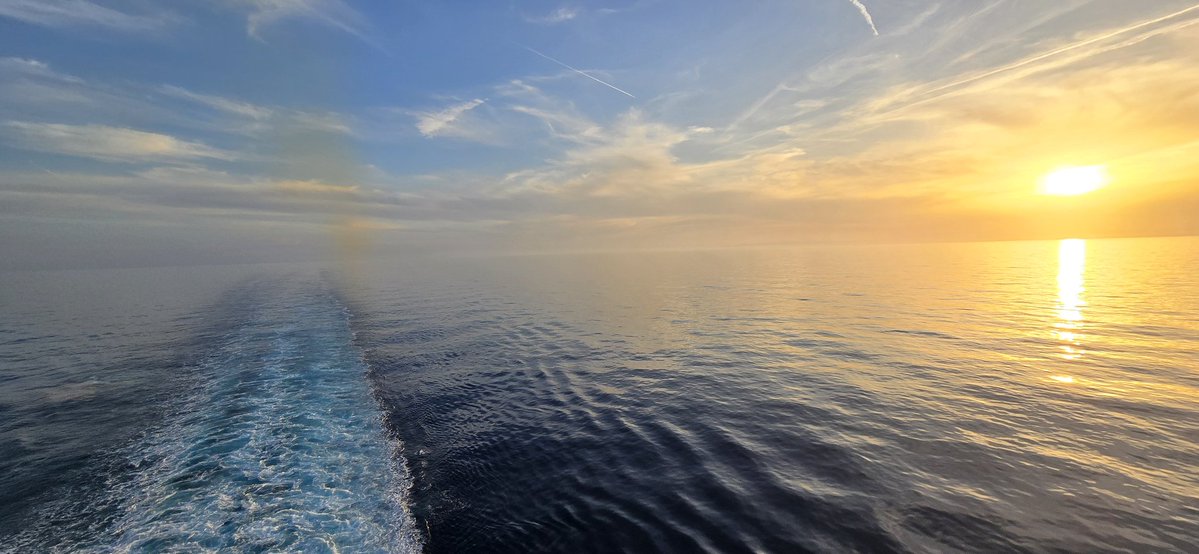 MistycoVincent's tweet image. Tramonto in crociera

#MscOrchestra #Msccruise #cruiseship