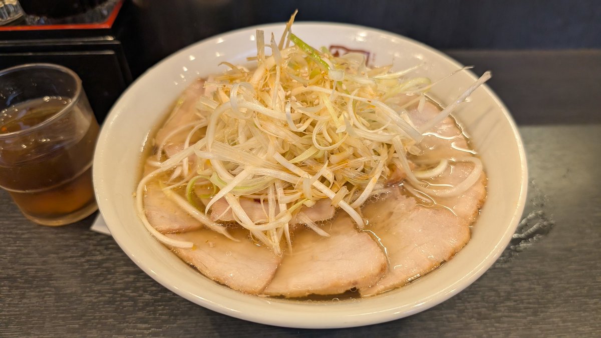 迅雷ディナー
やっぱり大好きですっ🩷💚🖤💙
喜多方ラーメン