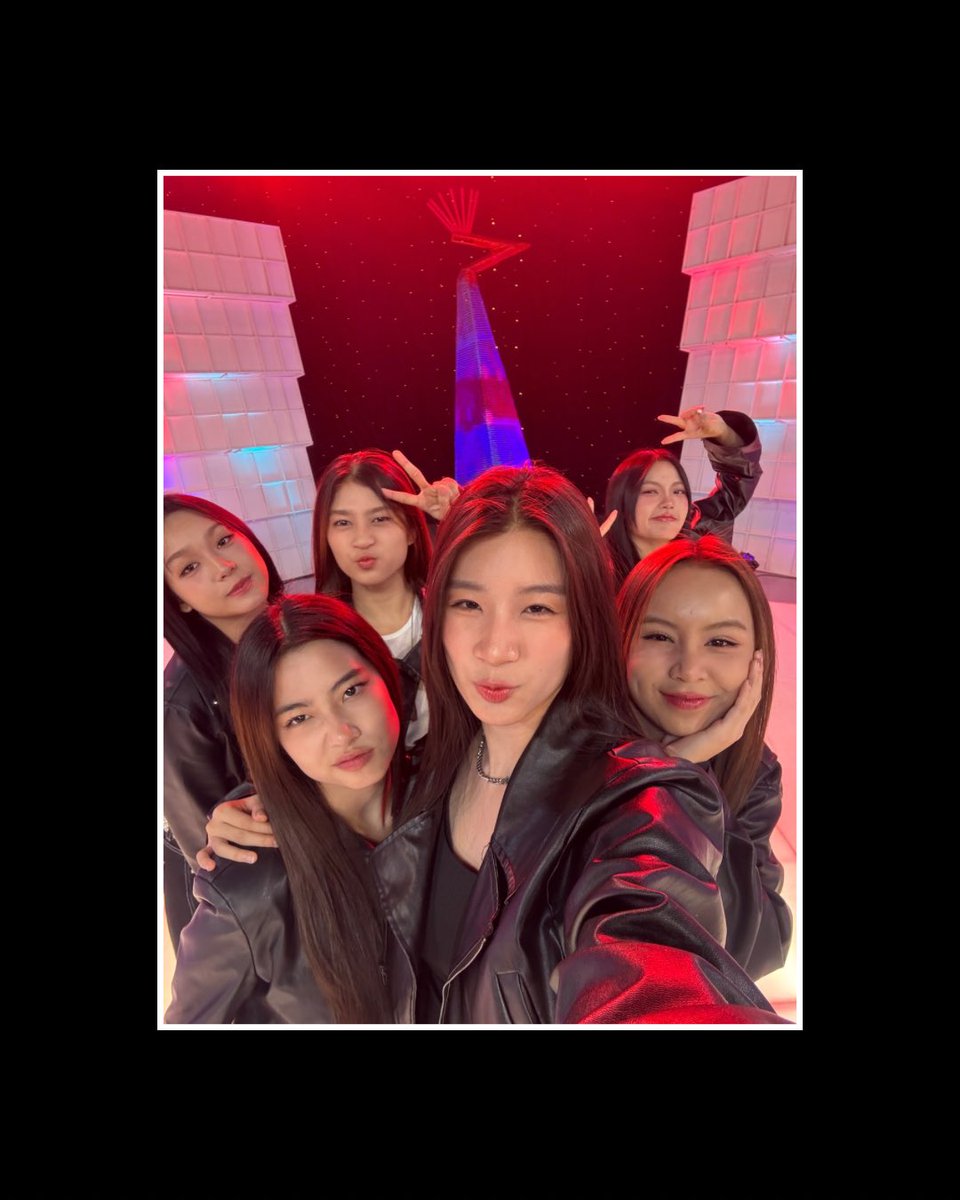 MINDY OFFICIAL tweet media