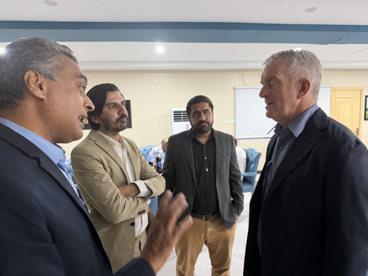 AsadAToor's tweet image. 🚨🚨
Sir only two days ago senior journalist @Matiullahjan919 from his own pocket on behalf of national press club gave reception to foreign media journalists arrived #Pakistan to cover #IslamabadTalks.