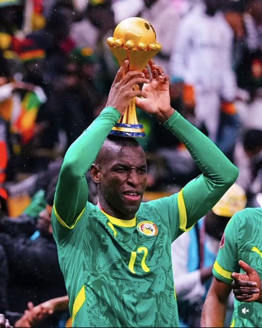 SHAYEE 𒀭 tweet media