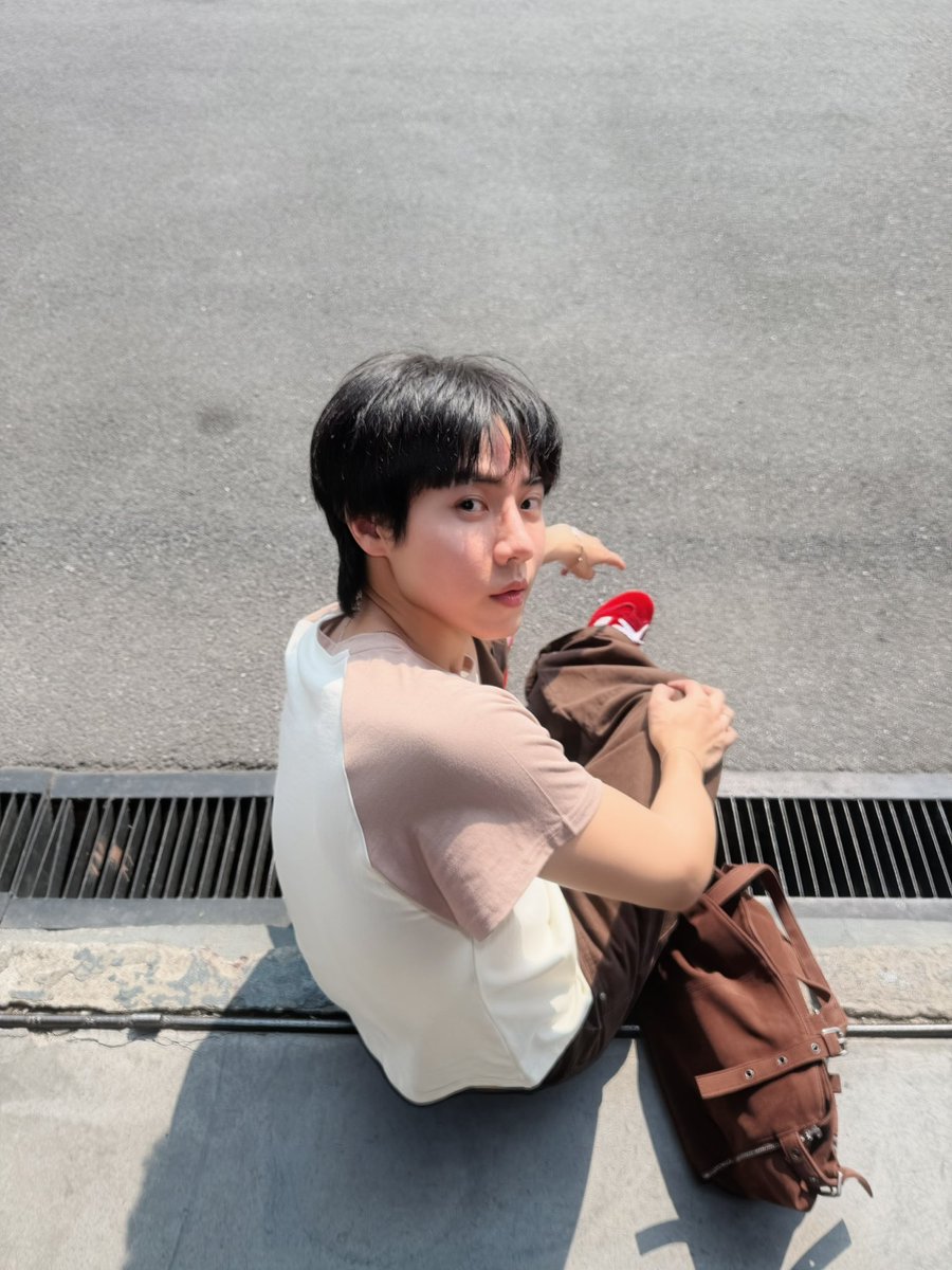 ทก. tweet media