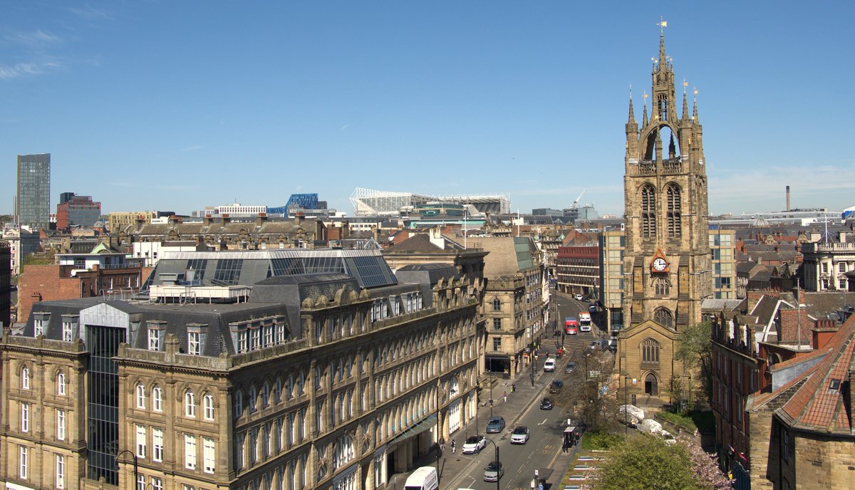 jac61941964's tweet image. A view from the top of Newcastle Castle.
#Newcastle
#Cathedral 
#photography