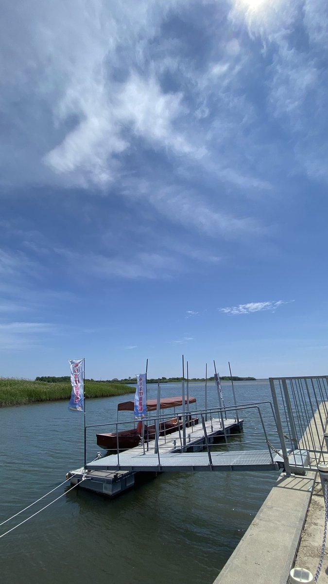 SaikaiHamaya's tweet photo. 名取川のやさしい流れと、閖上の港町の風景をゆったり楽しめる「かわまちてらす閖上 周遊船」2026年5月2日(土)より今シーズンの運航がスタート致します。名取川遊覧コースゆりあげ丸(所要時間15分)乗船チケット一律お一人様500円フードコート内の販売機でお買い求めください。
※運航日【土・日・祝】 https://t.co/AafbMETlC7