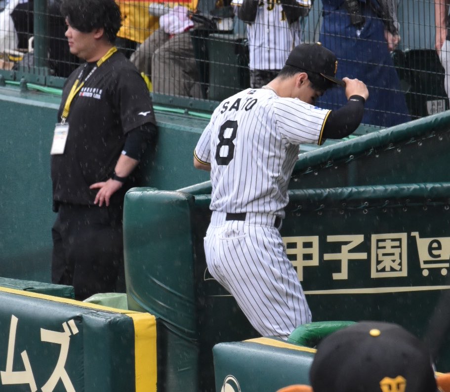 𝓡 ︎︎☺︎ tweet media