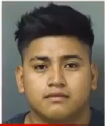 RandomstuffA2Z's tweet image. 😡🚨 Two Guatemalans facing justice in FL after being indicted for ring a 7-year-old (one her own father). This carries the death penalty — what’s your take? No mercy for monsters who harm our babies. Prayers up for the little girl 🙏💪

#JusticeServed #ProtectTheInnocent