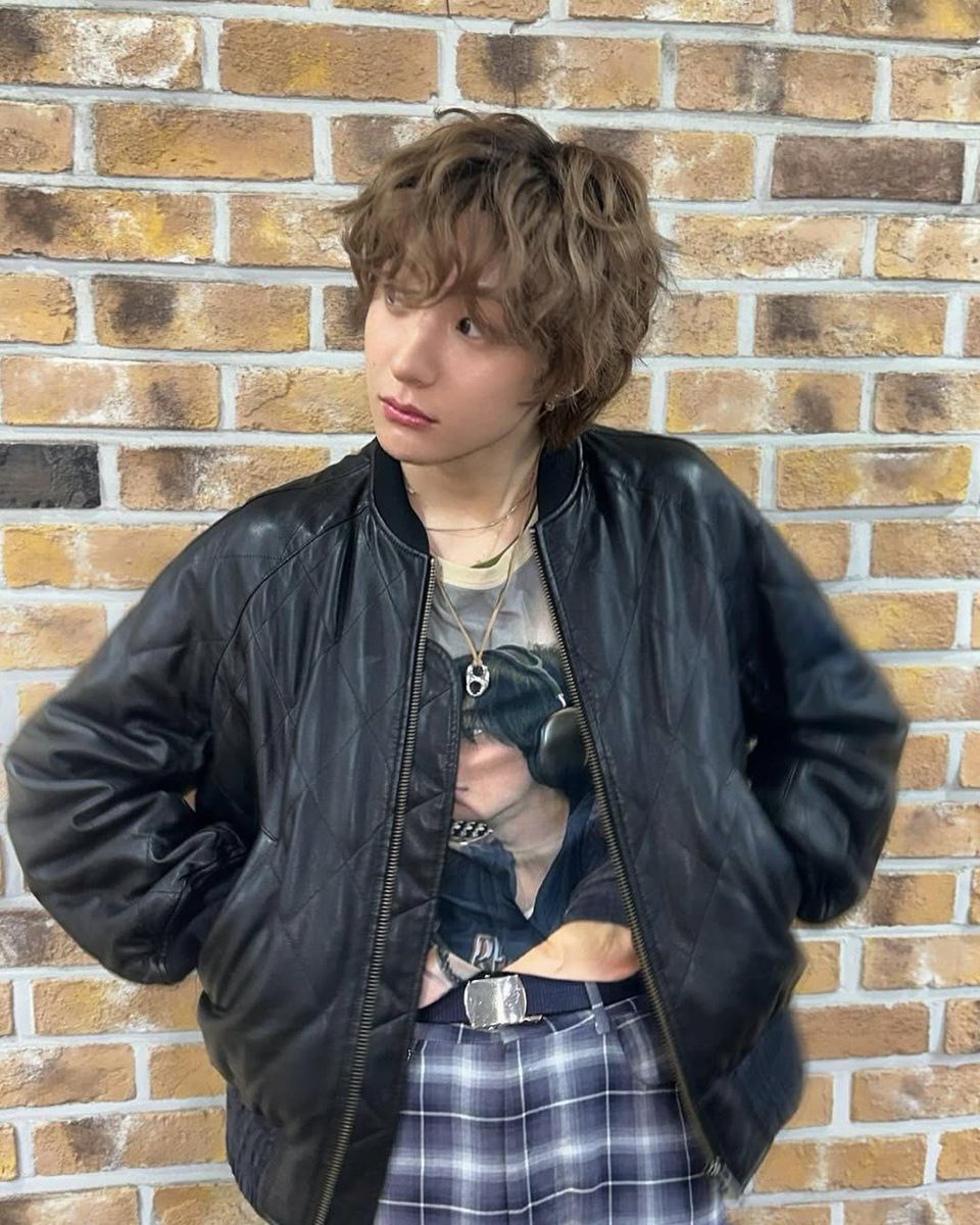 N년 전 오늘의 앤톤 tweet media