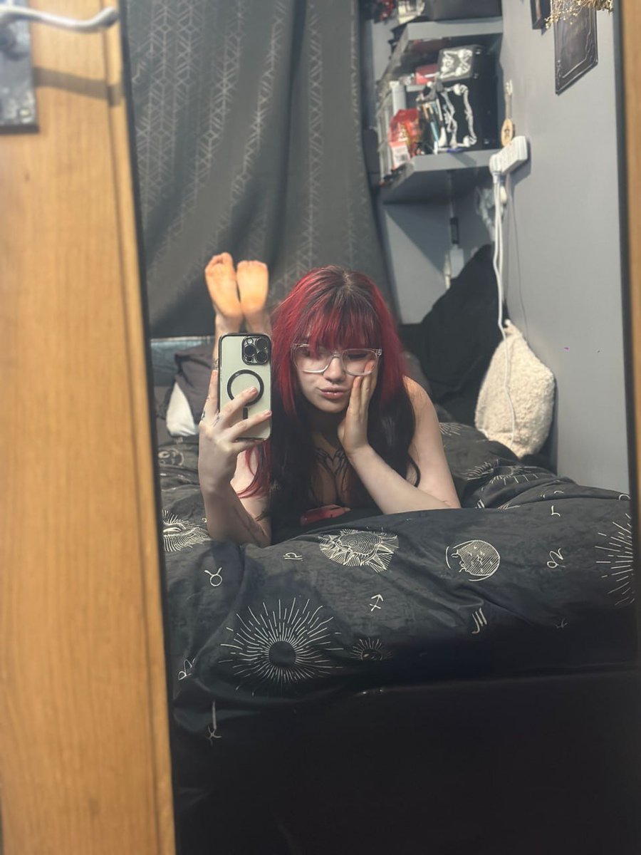 ѕσℓєα мιѕт tweet media