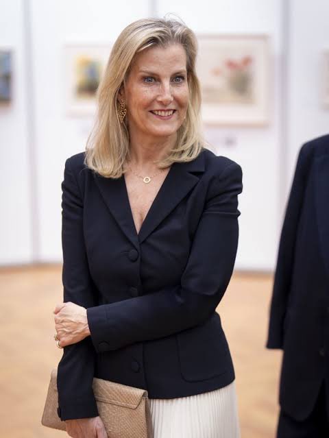 HRH The Duchess of Edinburgh, Patron of the Treloar Trust, continues to champion the remarkable work supporting young people with physical disabilities to achieve their full potential through education, independence and opportunity ✨ Her compassionate dedication truly makes a