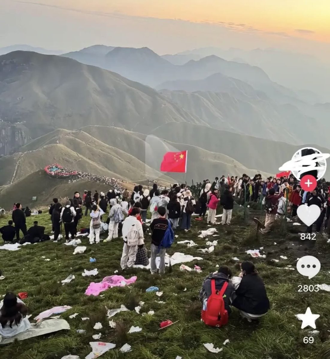 芙宁娜娜💙Furinana (王者归来版） tweet media