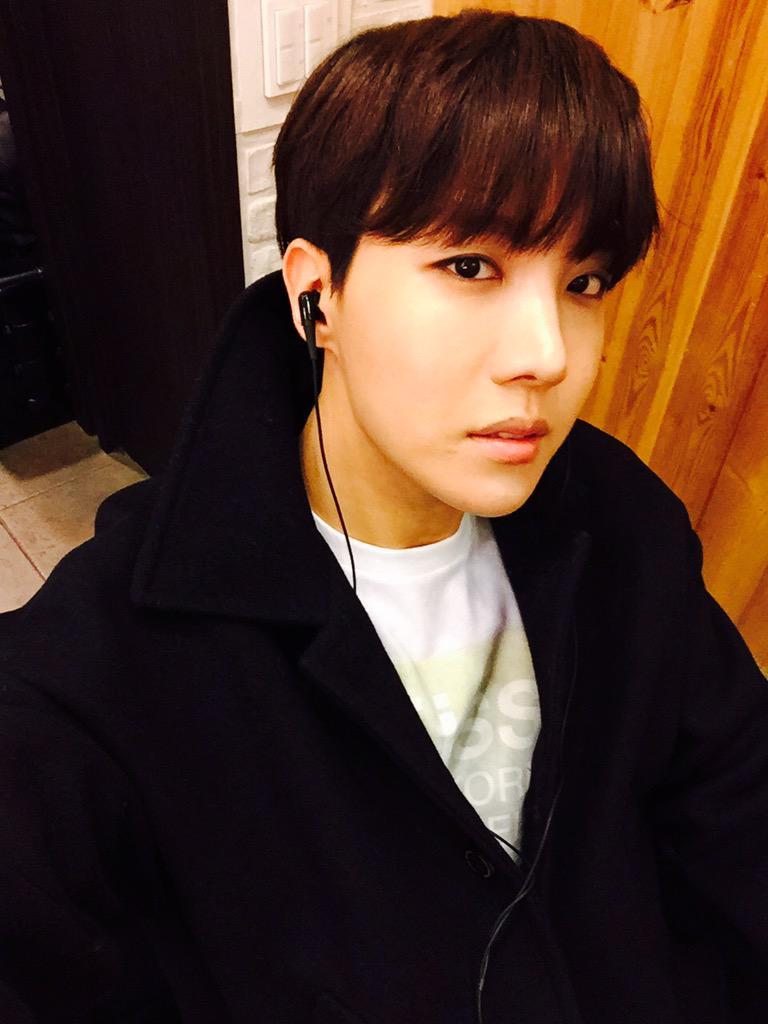 tinyseokbot's tweet photo. https://t.co/6dvdxcygfX