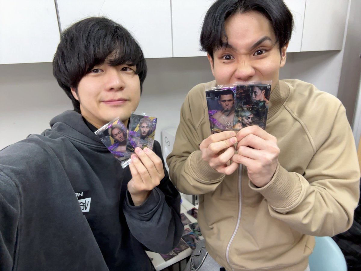 ダイ tweet media